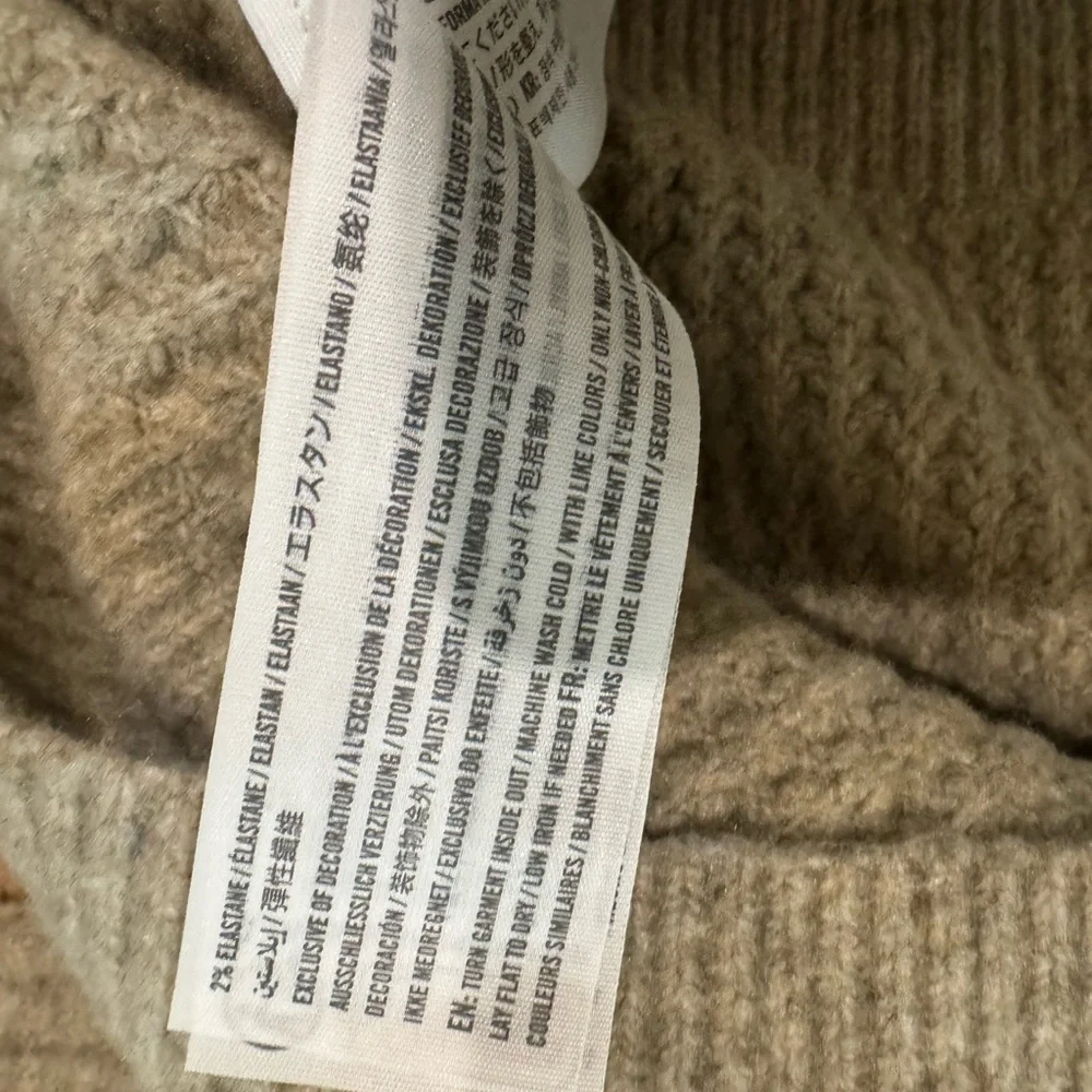Abercrombie & Fitch Lounge Waffle Sweater shorts SET small EUC SUPER SOFT - Picture 11 of 12
